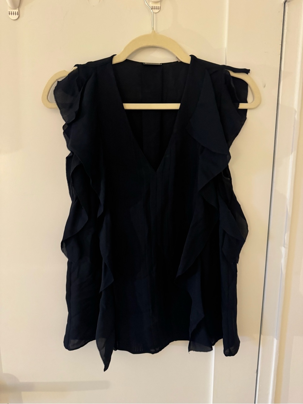 Sleeveless Ruffle V-Neck Top - Navy